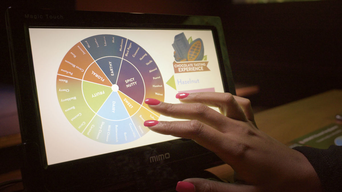 Four Engaging Ways to Use Small Touchscreens at Your Next Trade Show